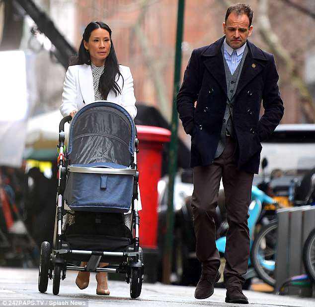 Elementary: Lucy Liu and Jonny Lee Miller play doting parents | Daily Mail Online