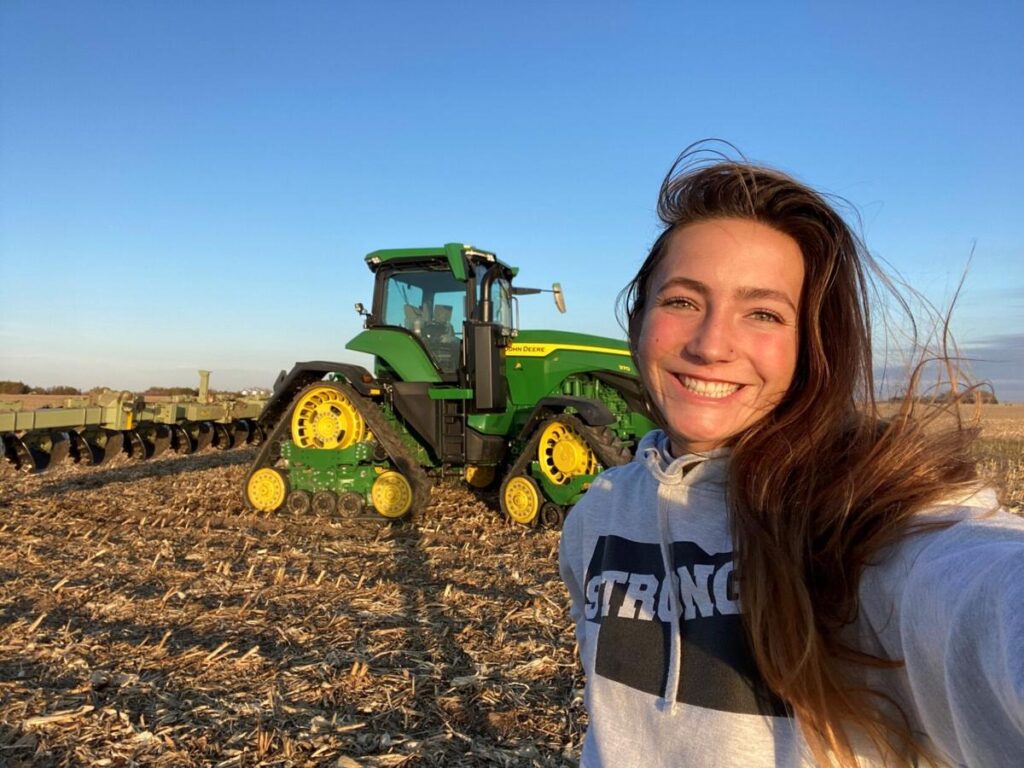 21-year-old Nebraskan shines as social media ag influencer