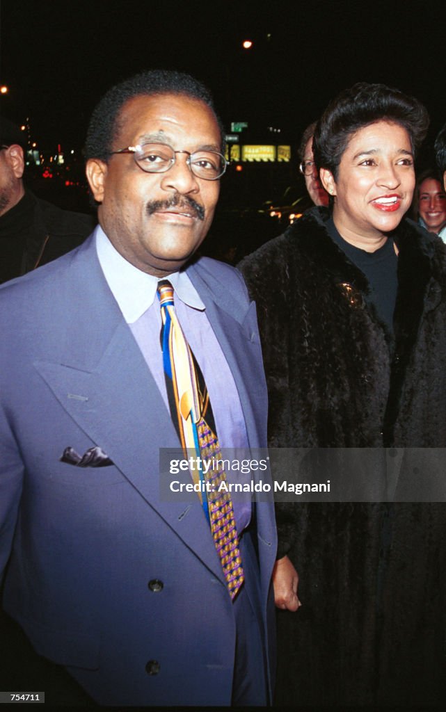 Attorney Johnnie Cochran and his wife Dale arrive for the Sean John collection fashion show February 10, 2001 in New York City. The Sean John collection, part of Sean "Puffy" Combs'' empire, hosted the million dollar runway show as a part of New York's Fashion Week. (Photo by Arnaldo Magnani/Liaison)