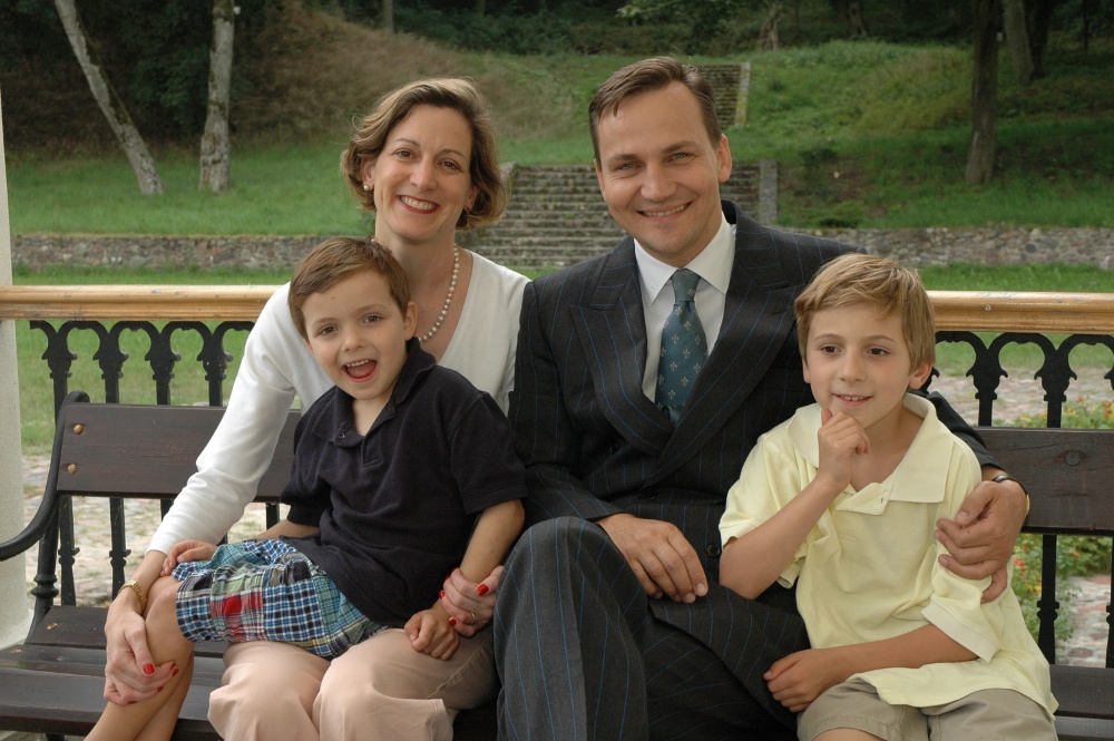 douxnews-lifestyle-Family-Radek-Sikorski-–-polityk-politolog-dziennikarz.jpg