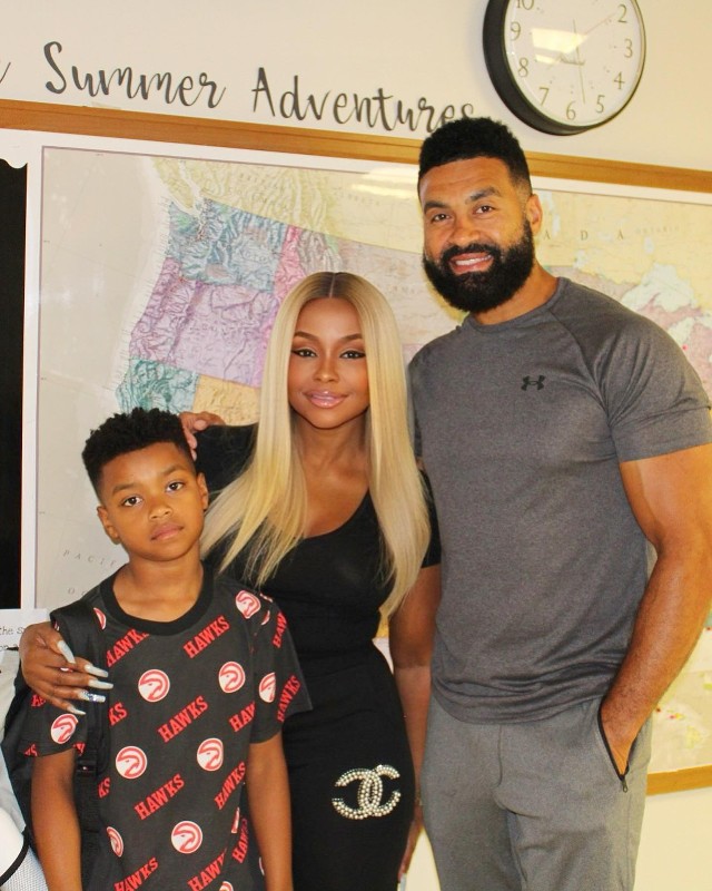 douxnews-lifestyle-PHAEDRA-PARKS-AND-APOLLO-NIDA-POSE-WITH-SON-ON-HIS-FIRST-DAY-BACK-TO-SCHOOL.jpg