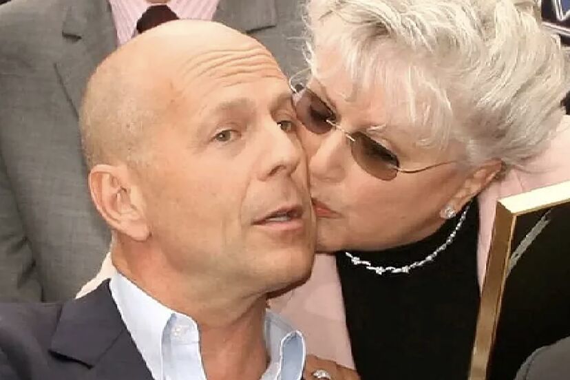 douxnews-lifestyle-Bruce-Willis-mom-fears-actor-wont-recognize-her-due-to-his-dementia-Marca.jpeg