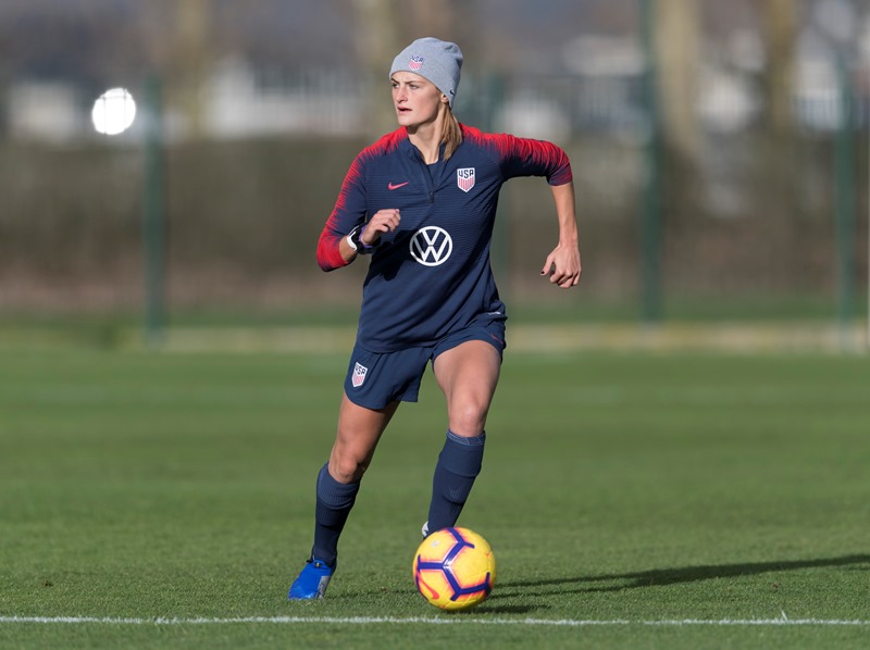 douxnews-lifestyle-Defender-Emily-Fox-Replaces-Danielle-Colaprico-on-2019-SheBelieves-Cup-Roster.jpg