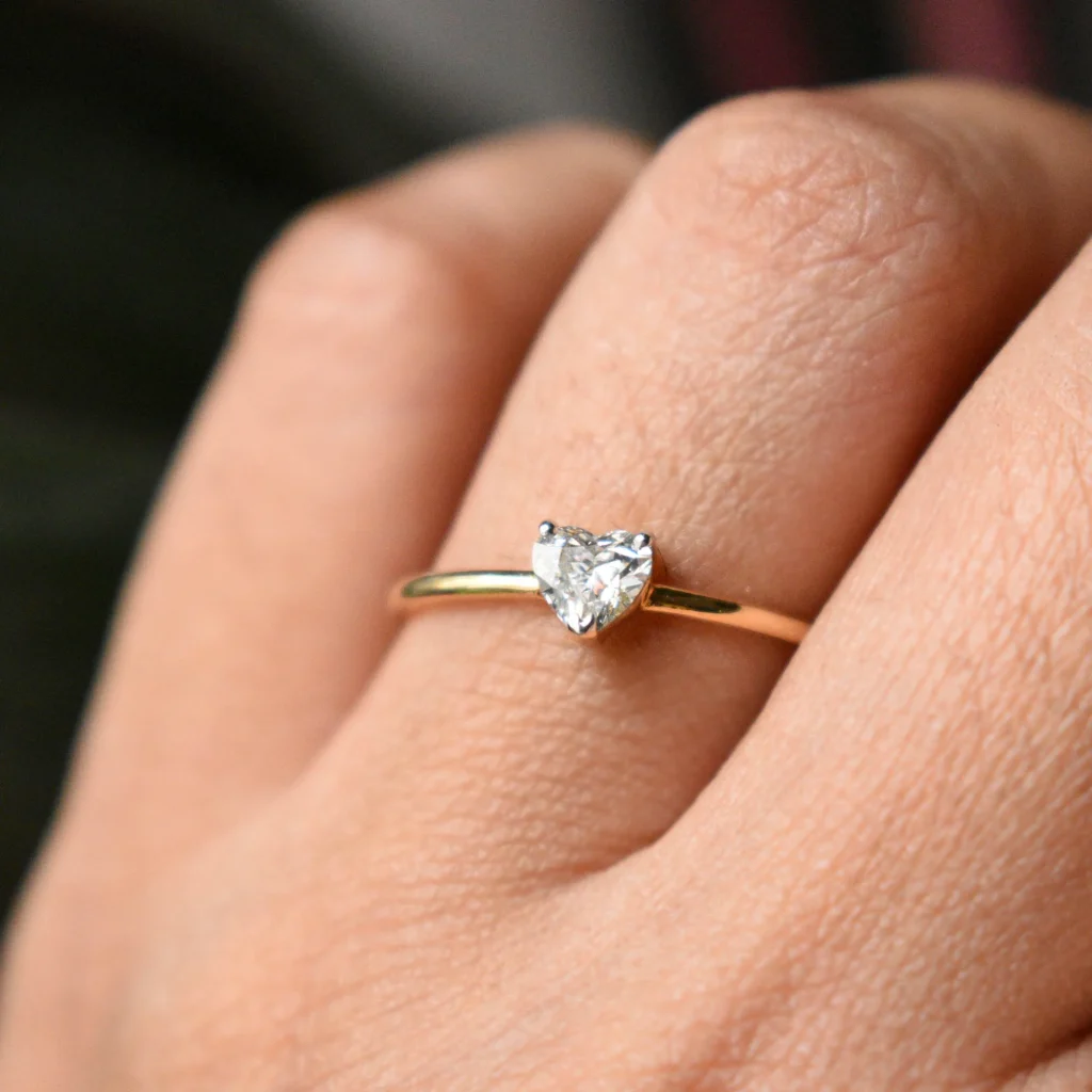 douxnews-lifestyle-Heart-Cut-Diamond-Minimal-Dainty-Engagement-Ring.webp 