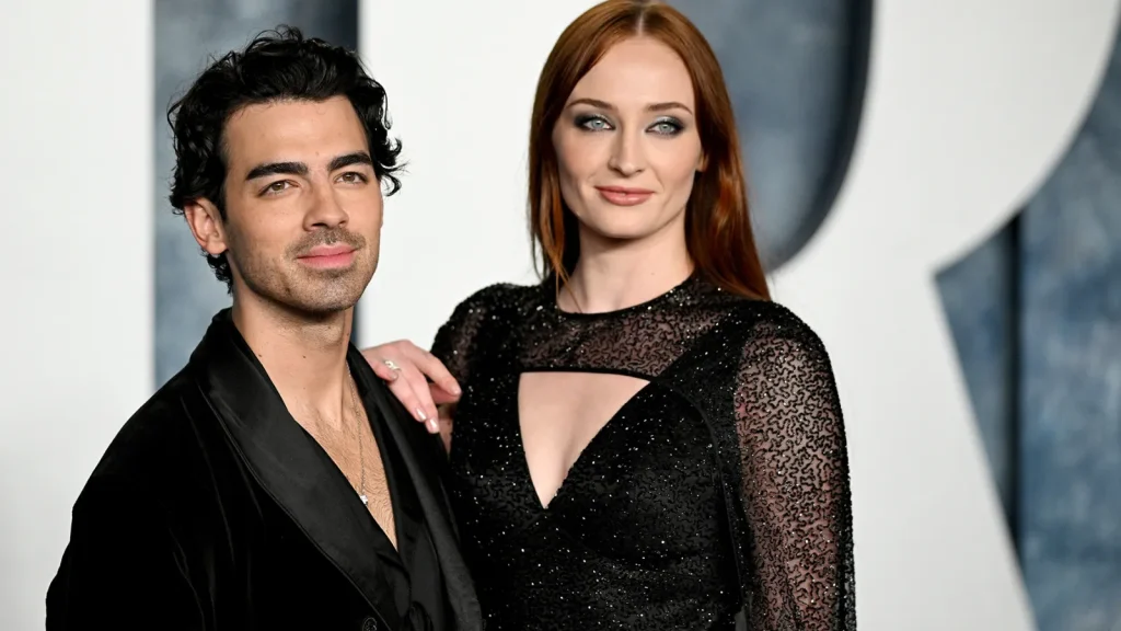 douxnews-lifestyle-Joe-Jonas-and-Sophie-Turner-Divorce-A-Complete-Breakup-Timeline.webp